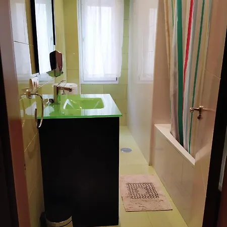 Homelunead En Centro Al Lado De La Playa * Gijon