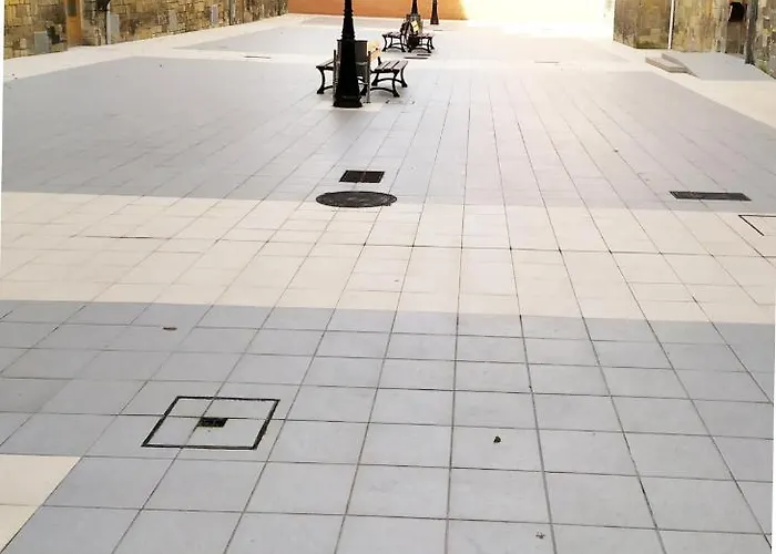 Homelunead En Centro Al Lado De La Playa דירה *