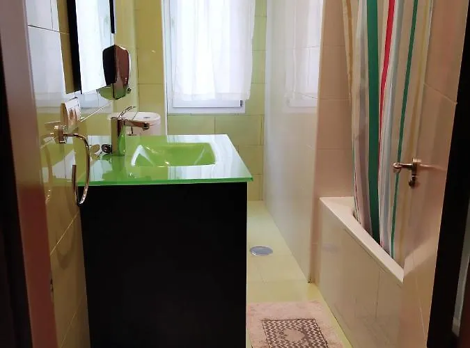 Homelunead En Centro Al Lado De La Playa * ヒホン